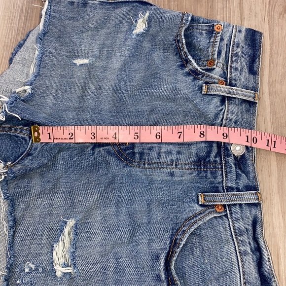 Levi’s wedgie distressed high waisted button fly denim shorts size 25 - Picture 8 of 9